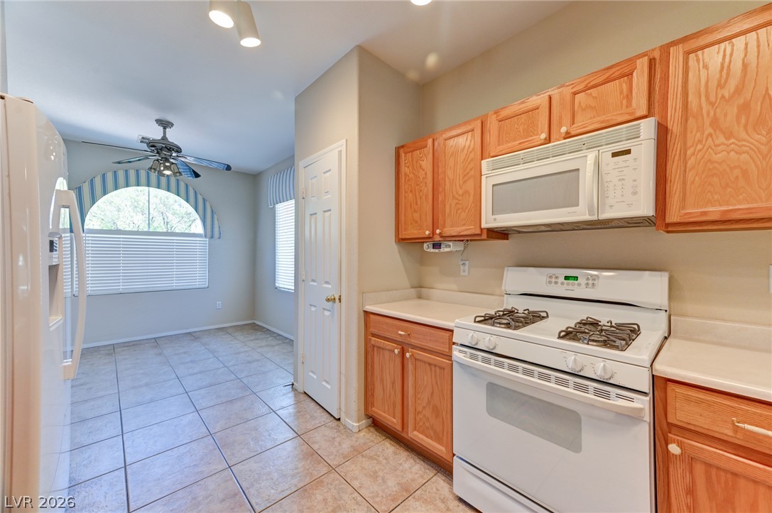 5131 Opal Crest Avenue Property Photo 9