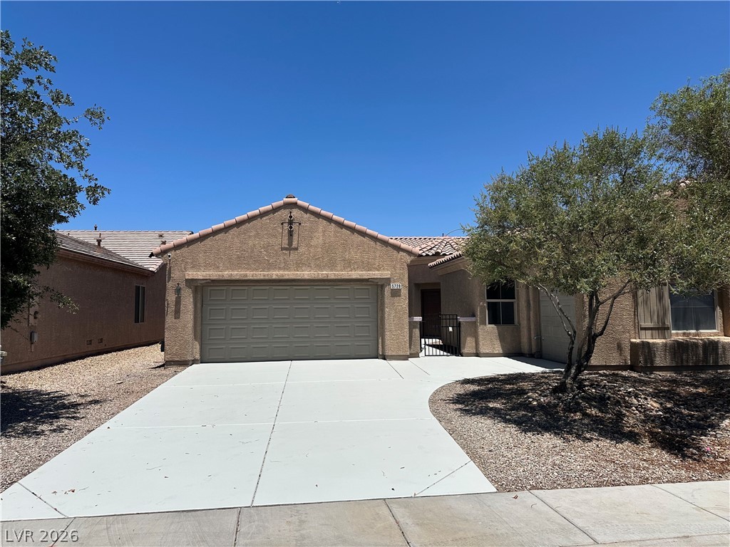 5728 Flying Birdie Avenue Property Photo 3