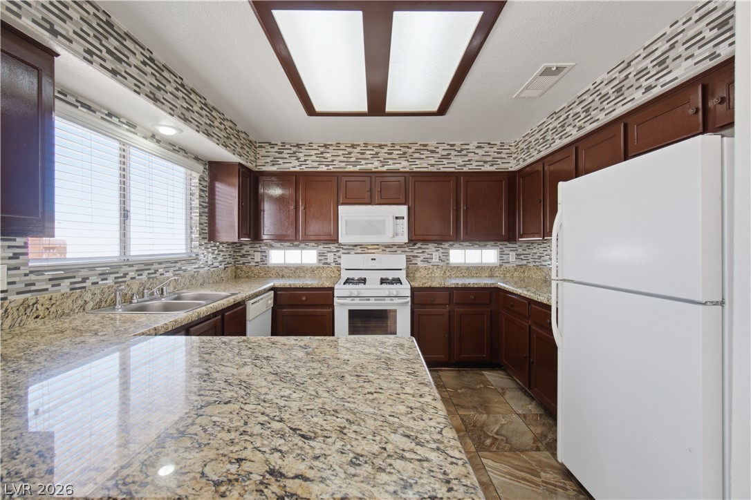 4501 Heavenly Love Way Property Photo 15