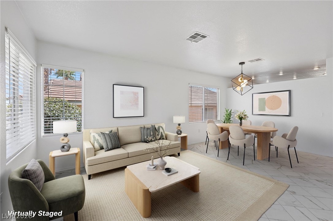10669 Oak Crest Avenue Property Photo 8