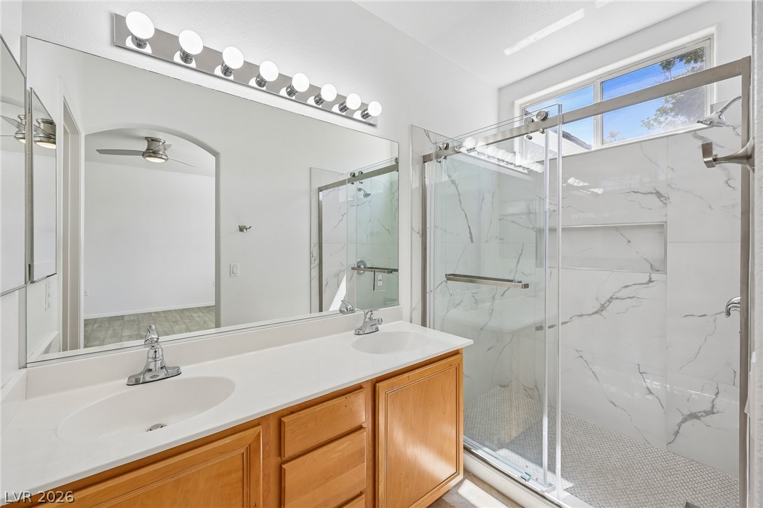 10669 Oak Crest Avenue Property Photo 18