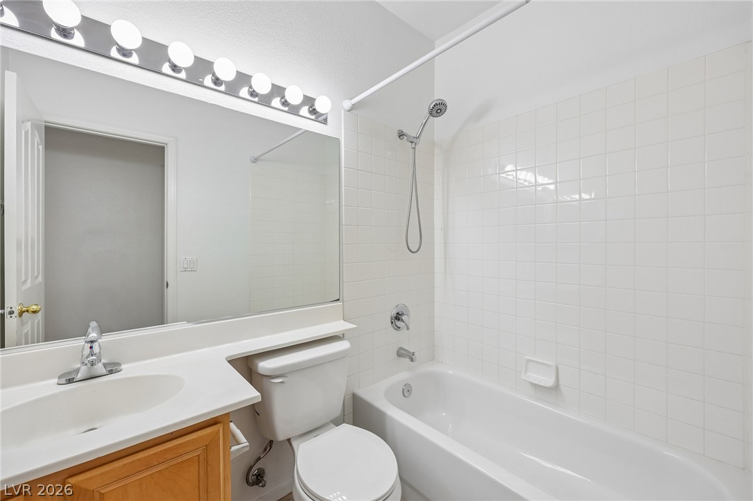 10669 Oak Crest Avenue Property Photo 21