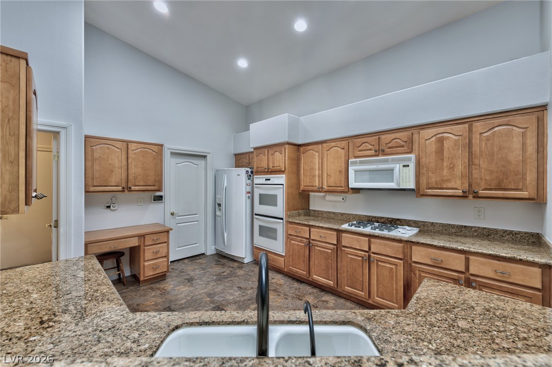 9693 Dancing Pond Way Property Photo 5