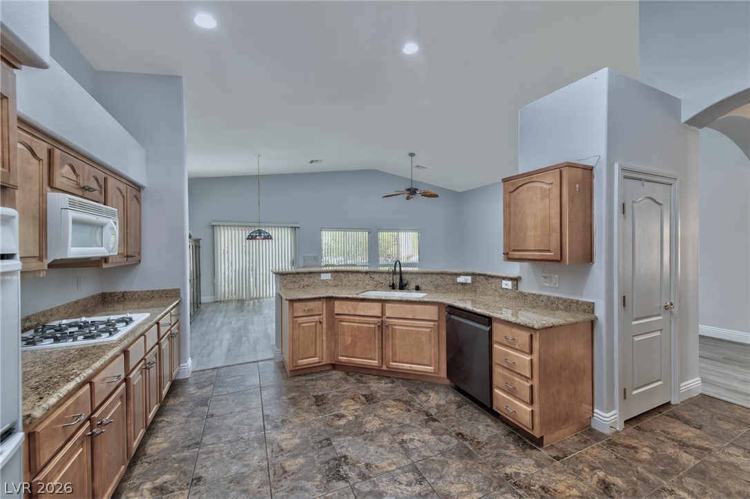 9693 Dancing Pond Way Property Photo 7