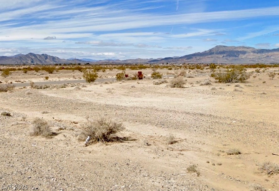 1150 East Nugget Circle Property Photo 3