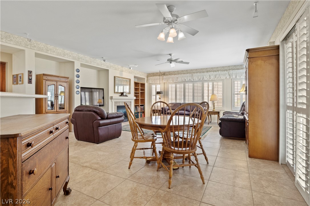 1833 Cherry Knolls Street Property Photo 7