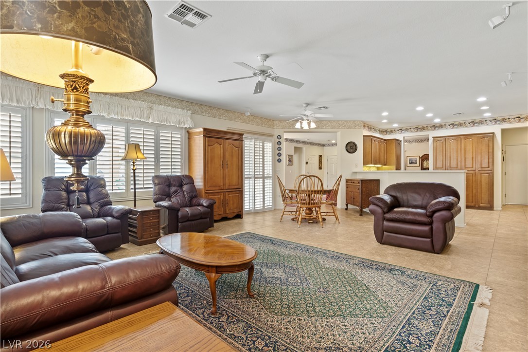 1833 Cherry Knolls Street Property Photo 11