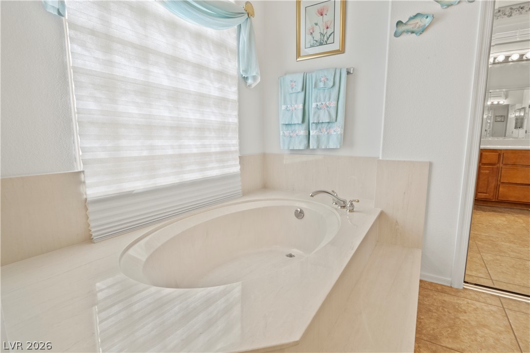 1833 Cherry Knolls Street Property Photo 19
