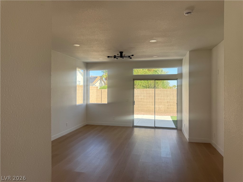 1408 Hometown Avenue Property Photo 4