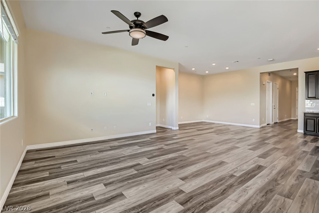 647 Longfeather Street Property Photo 7