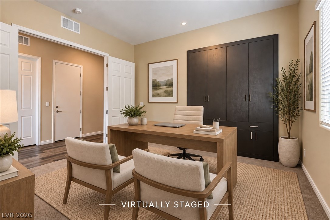 647 Longfeather Street Property Photo 8