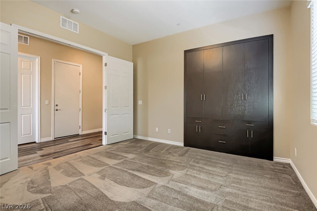 647 Longfeather Street Property Photo 9