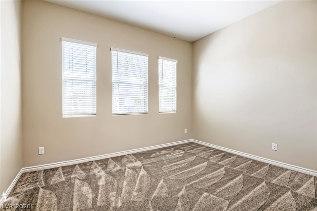 647 Longfeather Street Property Photo 19