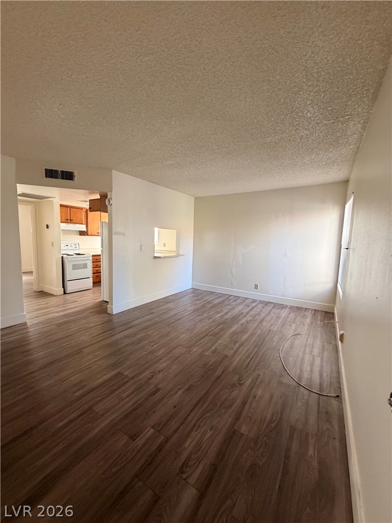 1308 North Jones Boulevard Property Photo 3