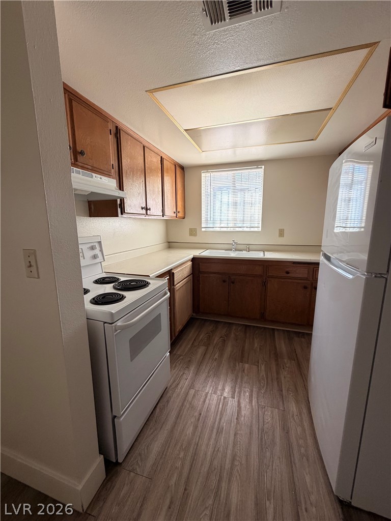 1308 North Jones Boulevard Property Photo 10