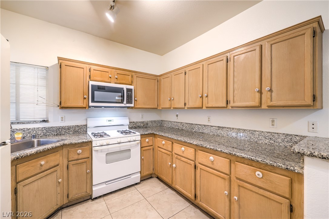 1300 South Arlington Street 107 Property Photo 8