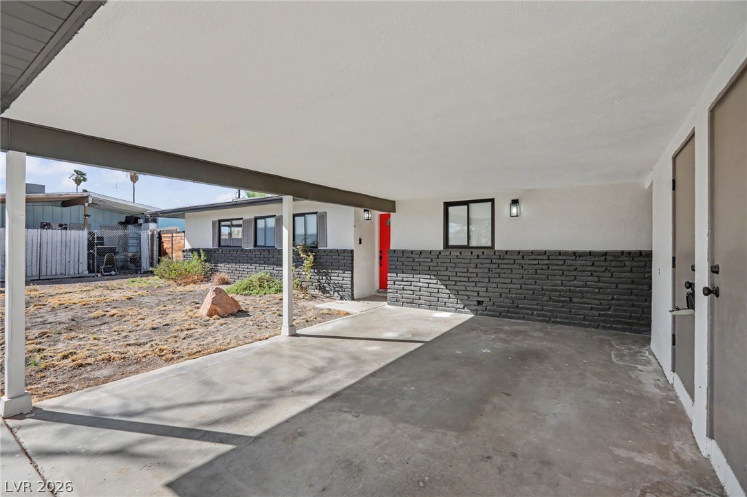 4200 El Parque Avenue Property Photo 6