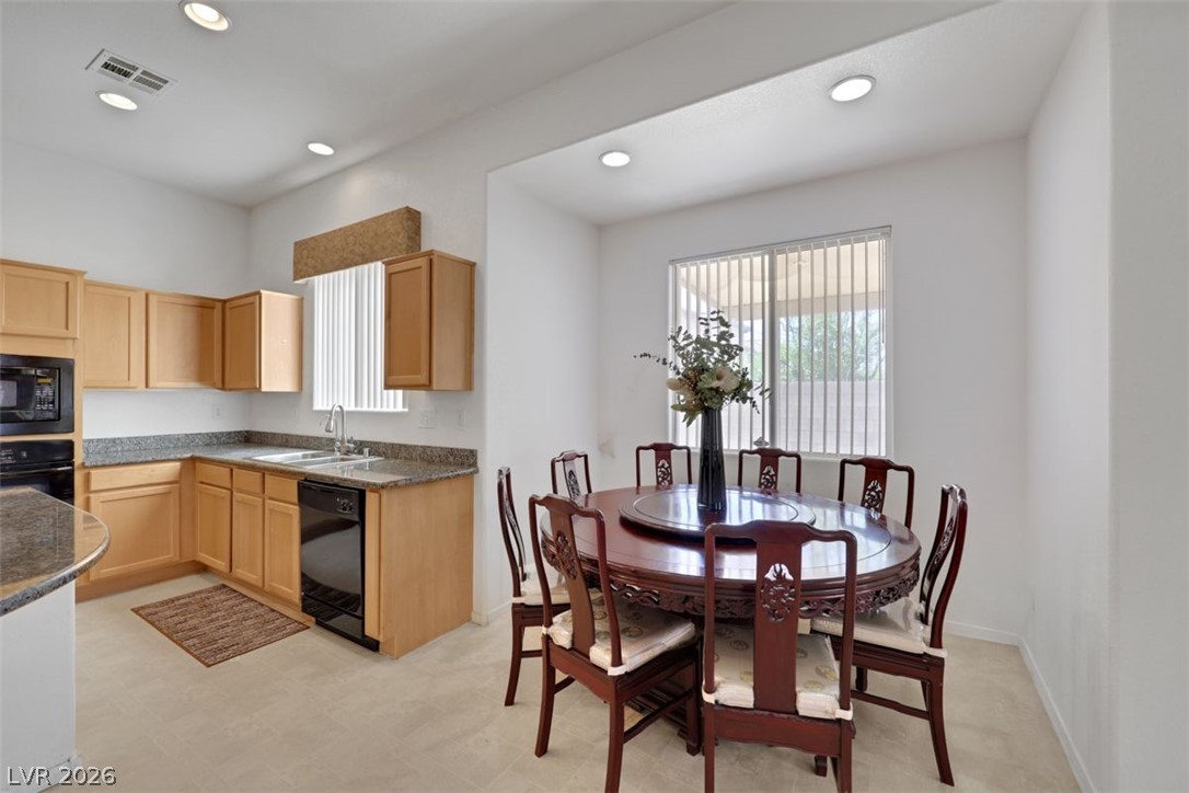 6635 Azure Clouds Way Property Photo 35
