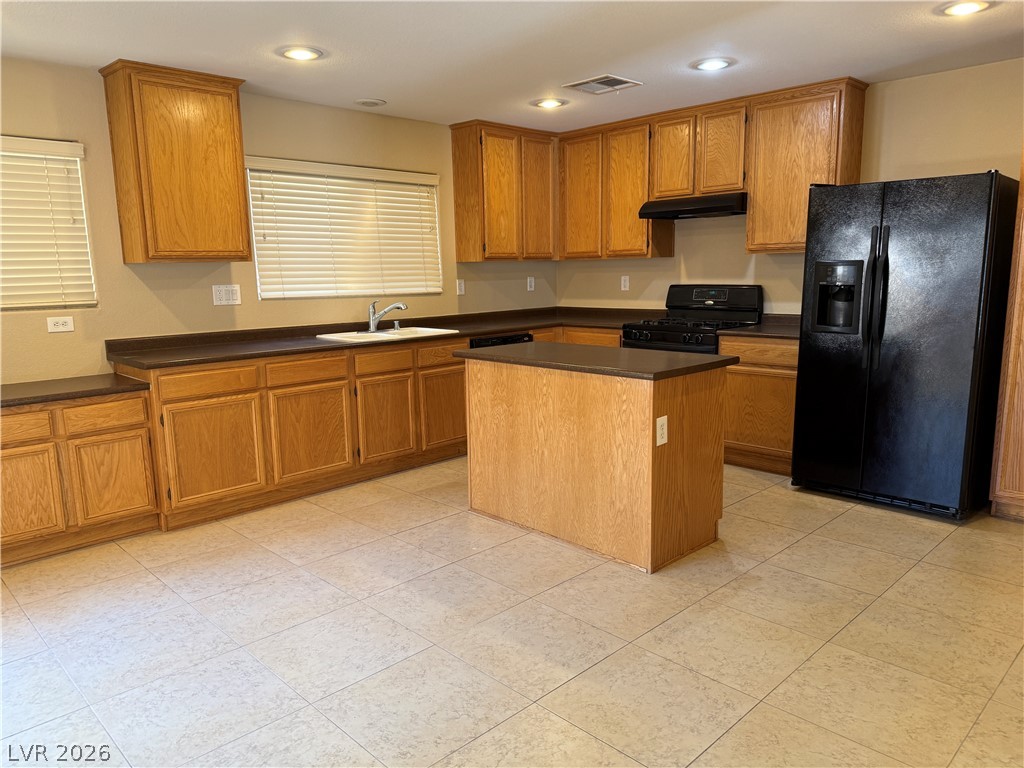 651 Shadwell Street Property Photo 9