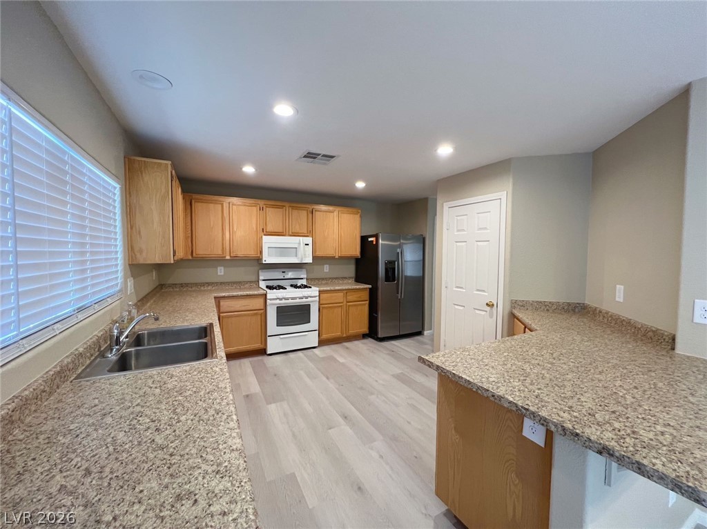 2392 Ember Mist Court Property Photo 3