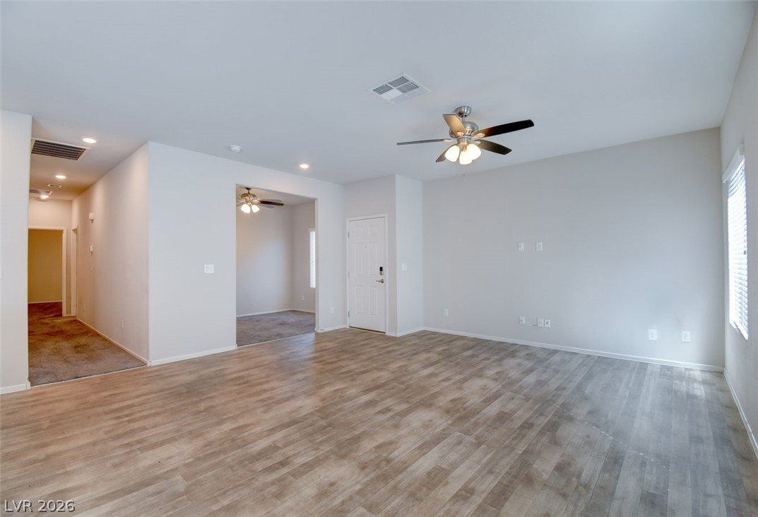 7526 Crested Moon Street Property Photo 12