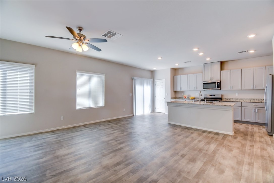 7526 Crested Moon Street Property Photo 14