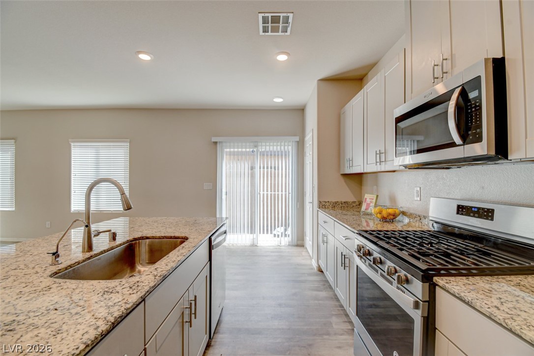 7526 Crested Moon Street Property Photo 16