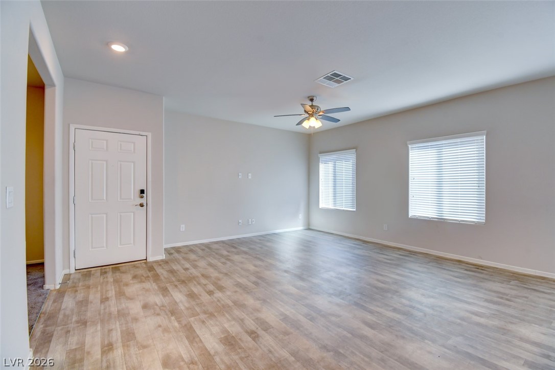 7526 Crested Moon Street Property Photo 18