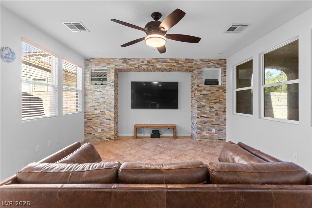 600 Bachelor Button Street Property Photo 15