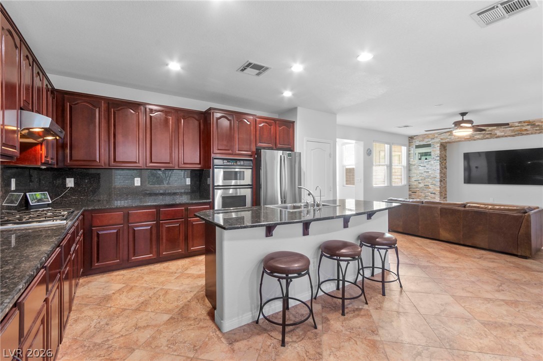 600 Bachelor Button Street Property Photo 17