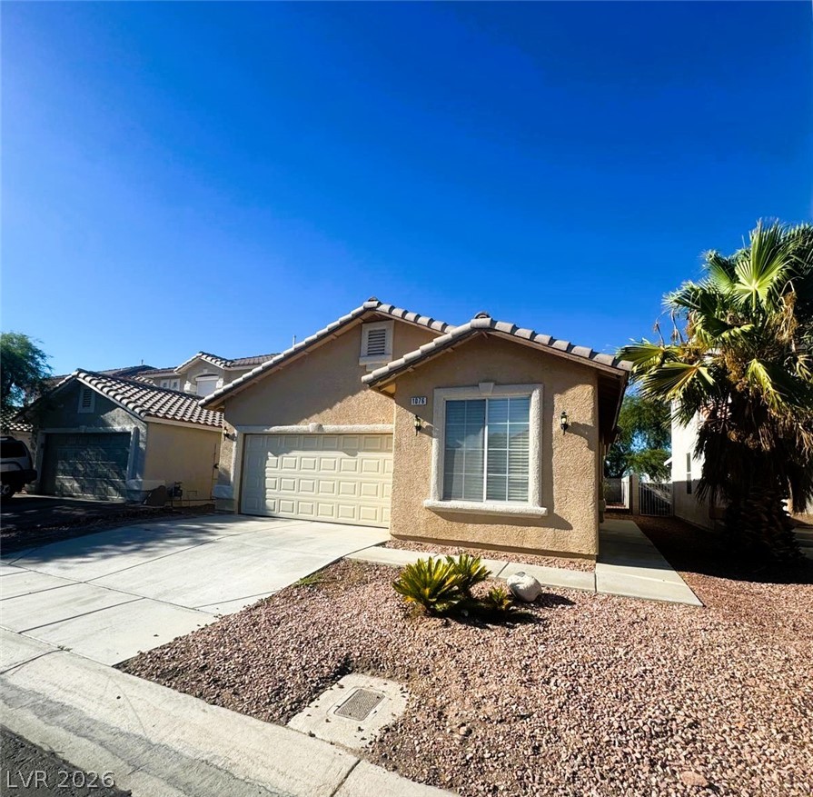 1076 Sweeping Vine Avenue Property Photo 1