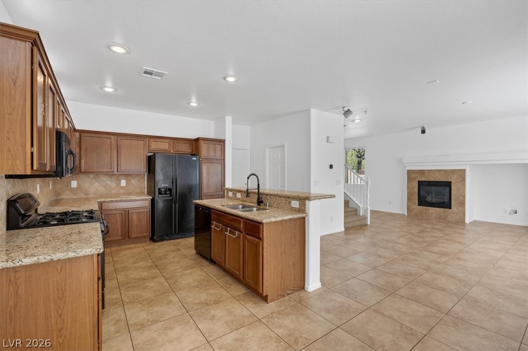 9075 Cloudy Mountain Place Property Photo 13