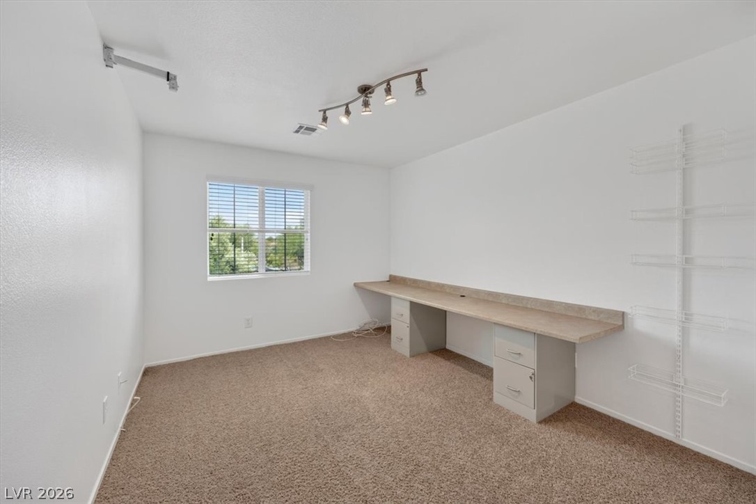 9075 Cloudy Mountain Place Property Photo 19