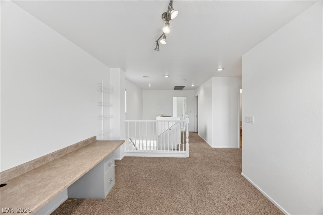 9075 Cloudy Mountain Place Property Photo 20