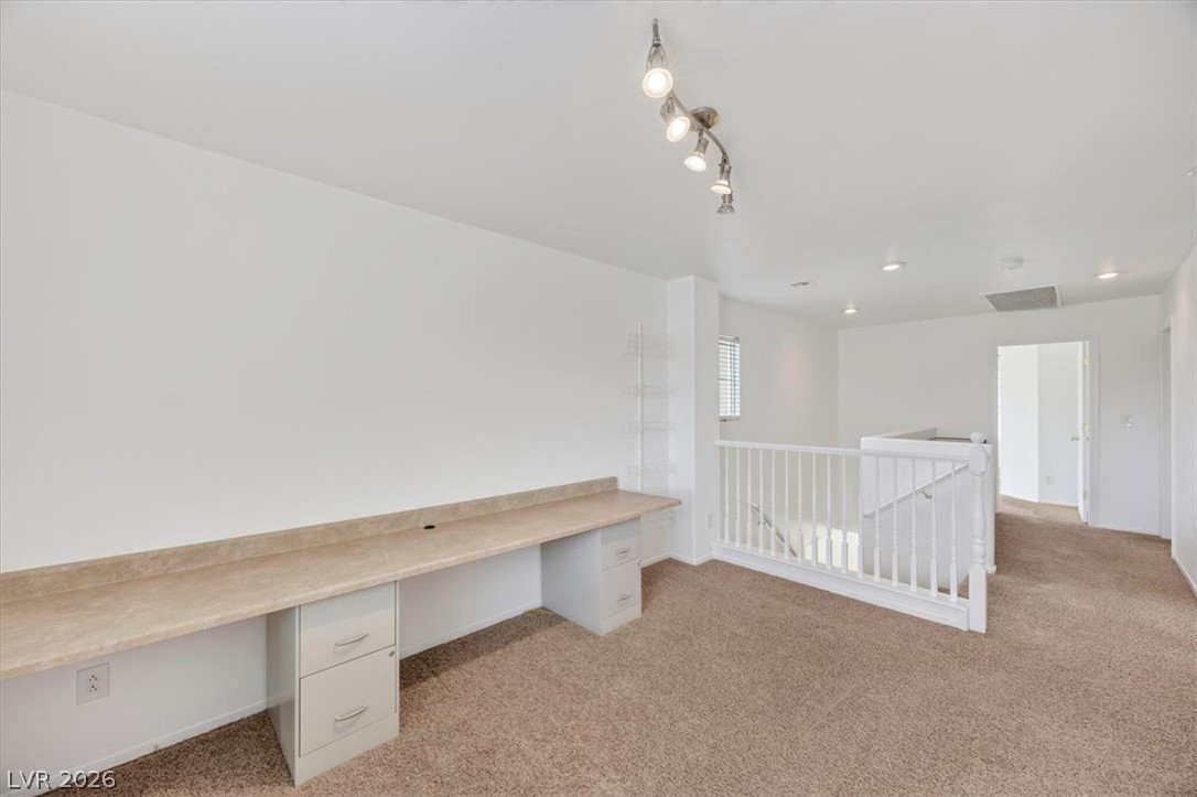 9075 Cloudy Mountain Place Property Photo 21