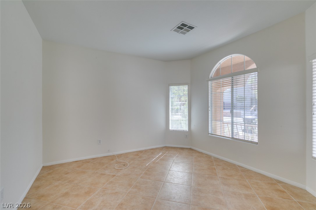 10744 Binasco Street Property Photo 6