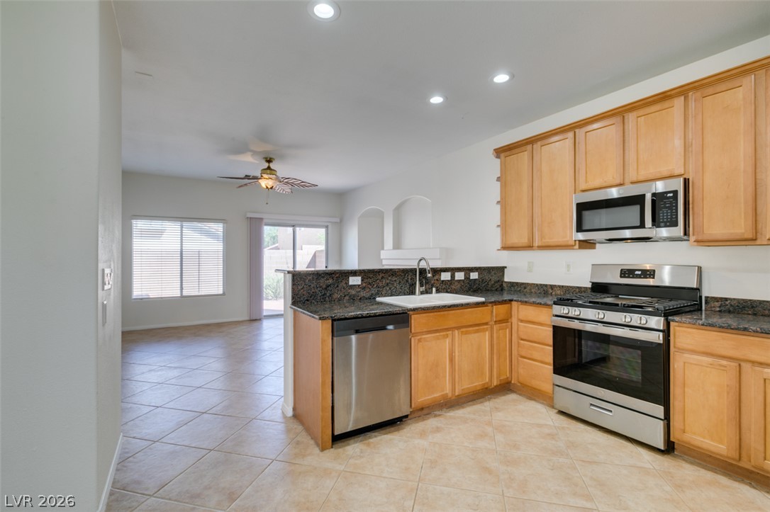10744 Binasco Street Property Photo 13