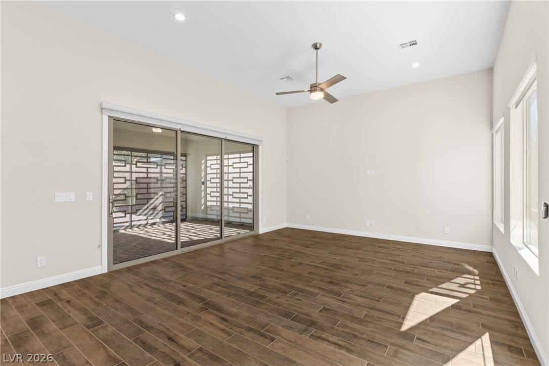 10028 Regency Square Avenue Property Photo 10