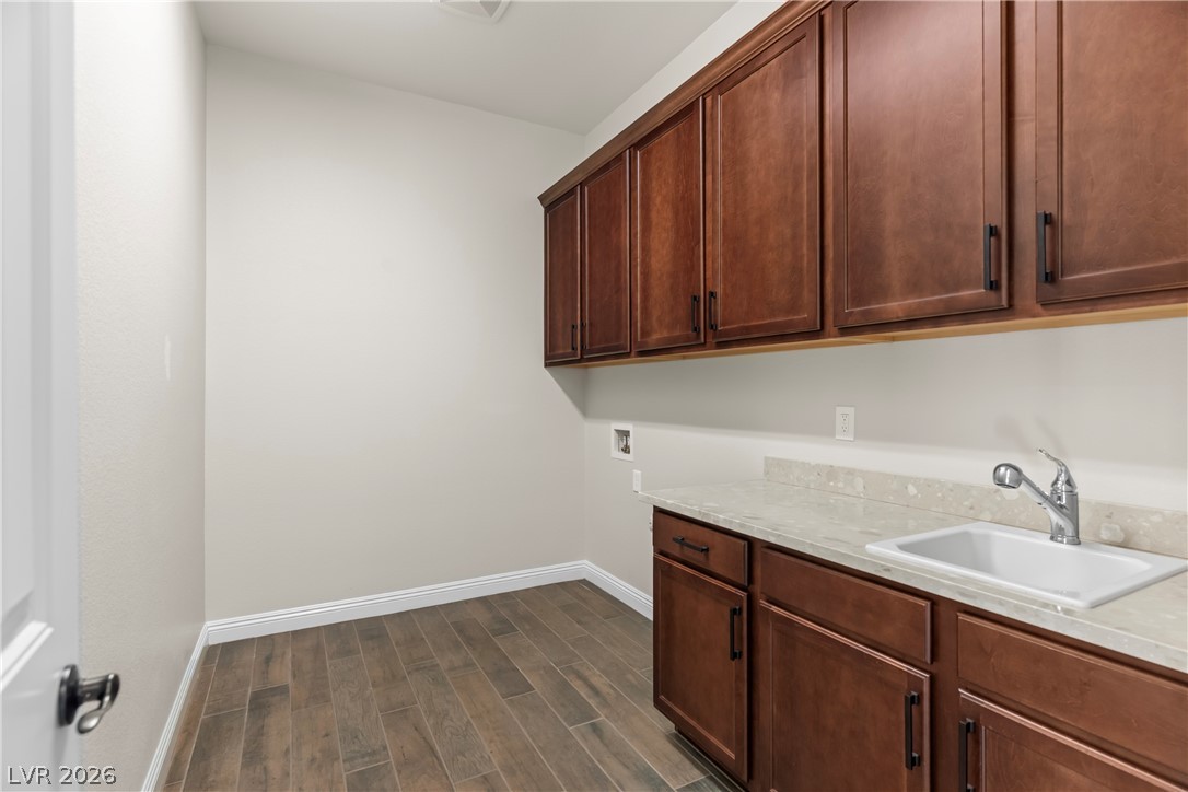 10028 Regency Square Avenue Property Photo 22