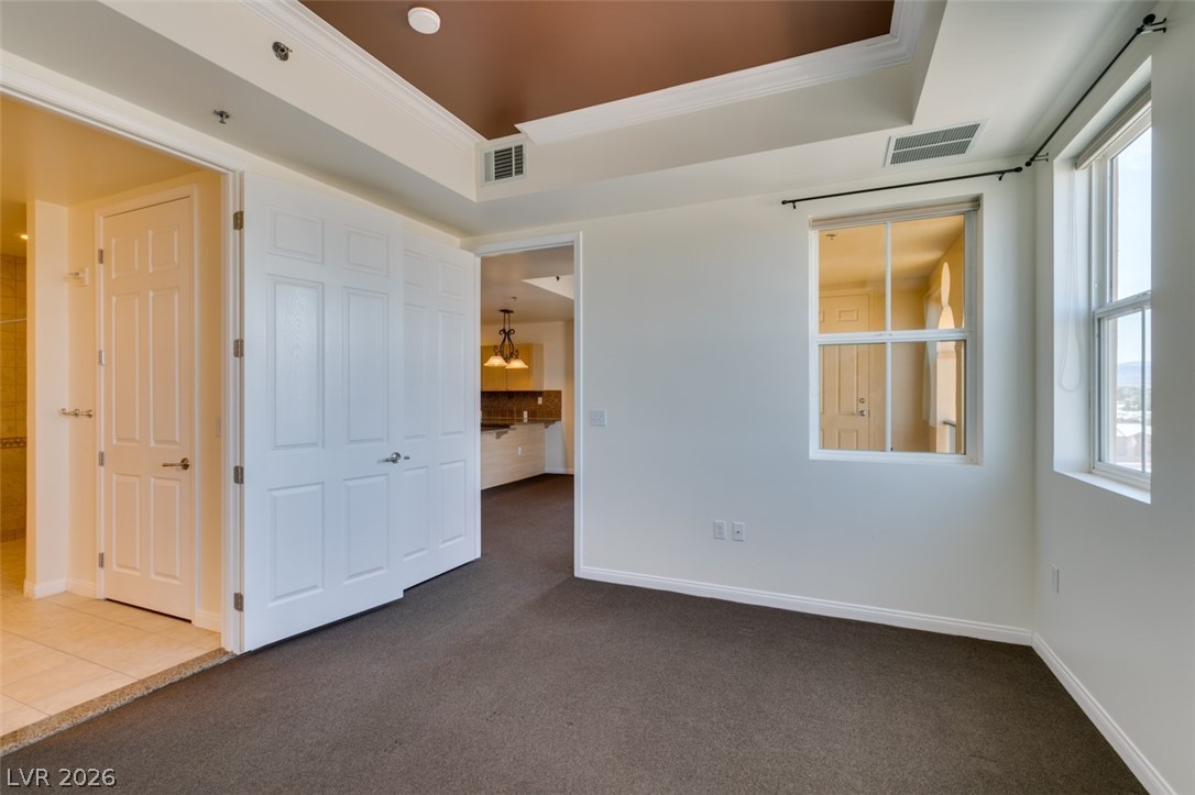 2405 West Serene Avenue 823 Property Photo 31