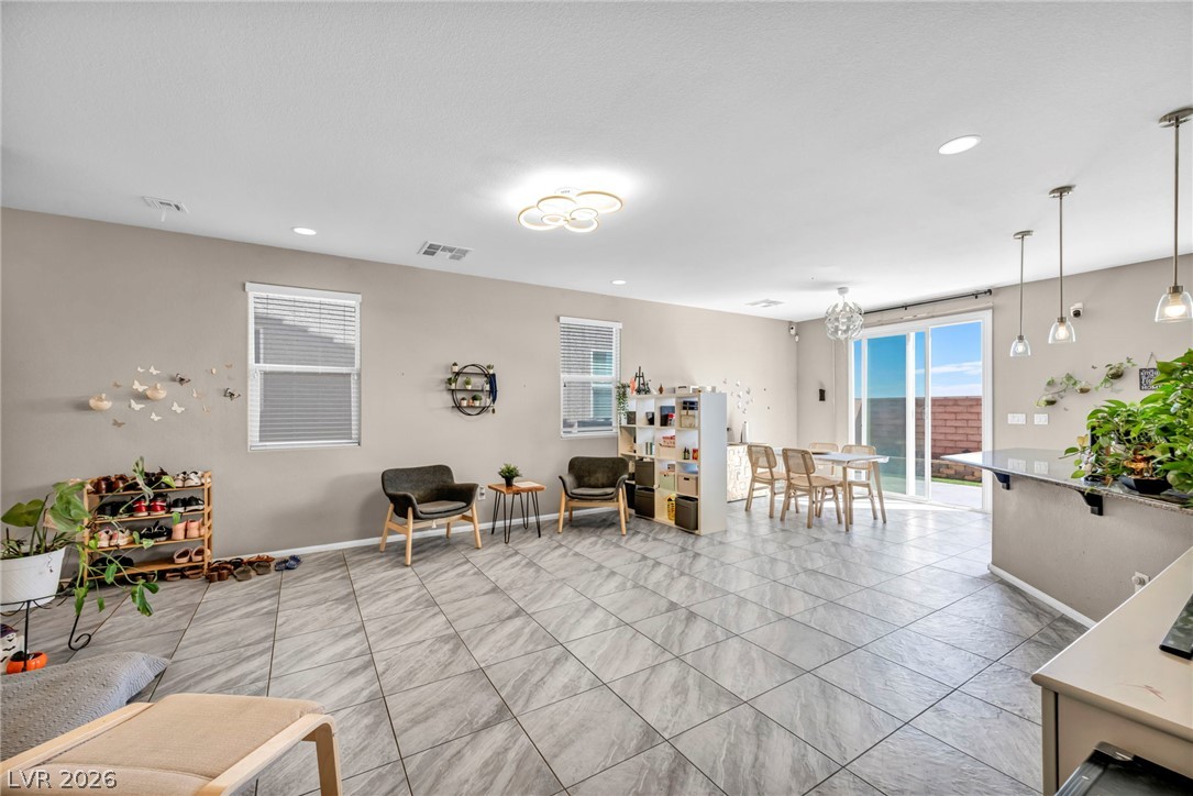 10656 Summerbell Street Property Photo 8
