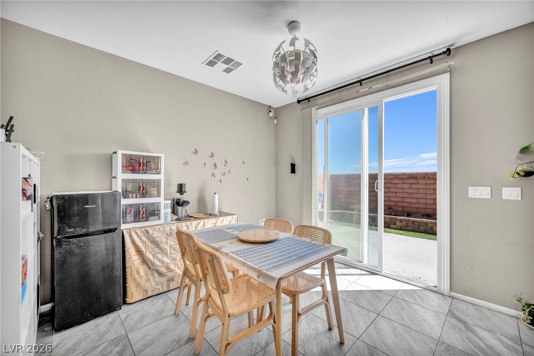 10656 Summerbell Street Property Photo 10