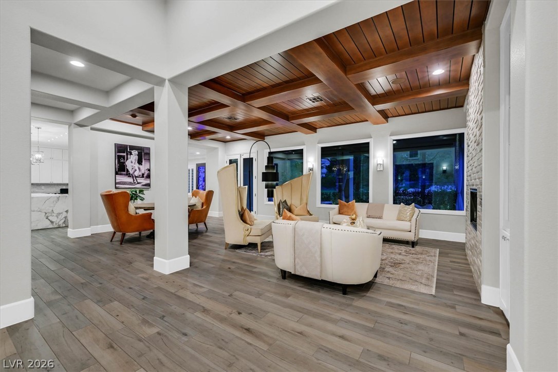 12057 Oakland Hills Drive Property Photo 8