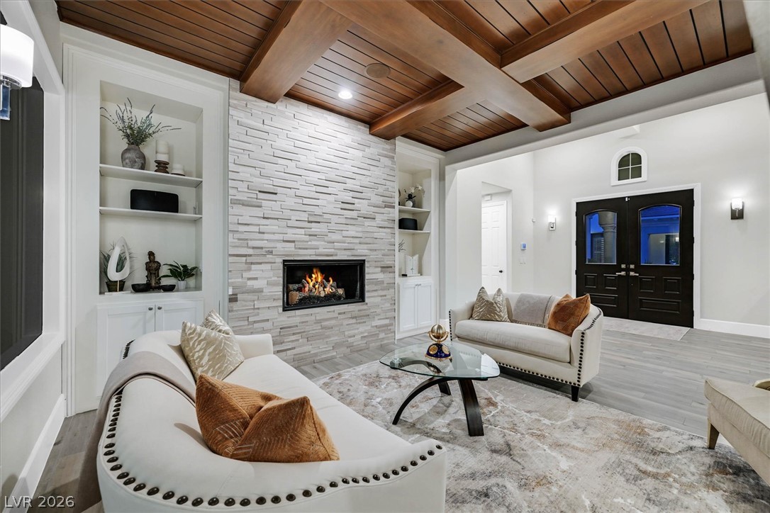 12057 Oakland Hills Drive Property Photo 10