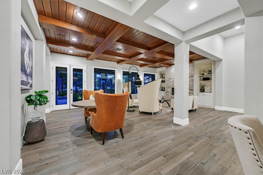12057 Oakland Hills Drive Property Photo 13
