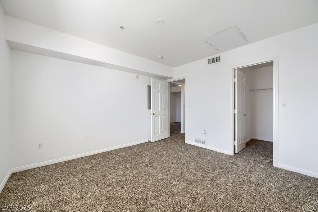 6955 North Durango Drive 3086 Property Photo 10