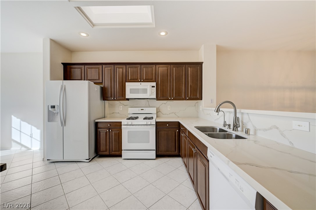 2613 Langford Avenue Property Photo 23
