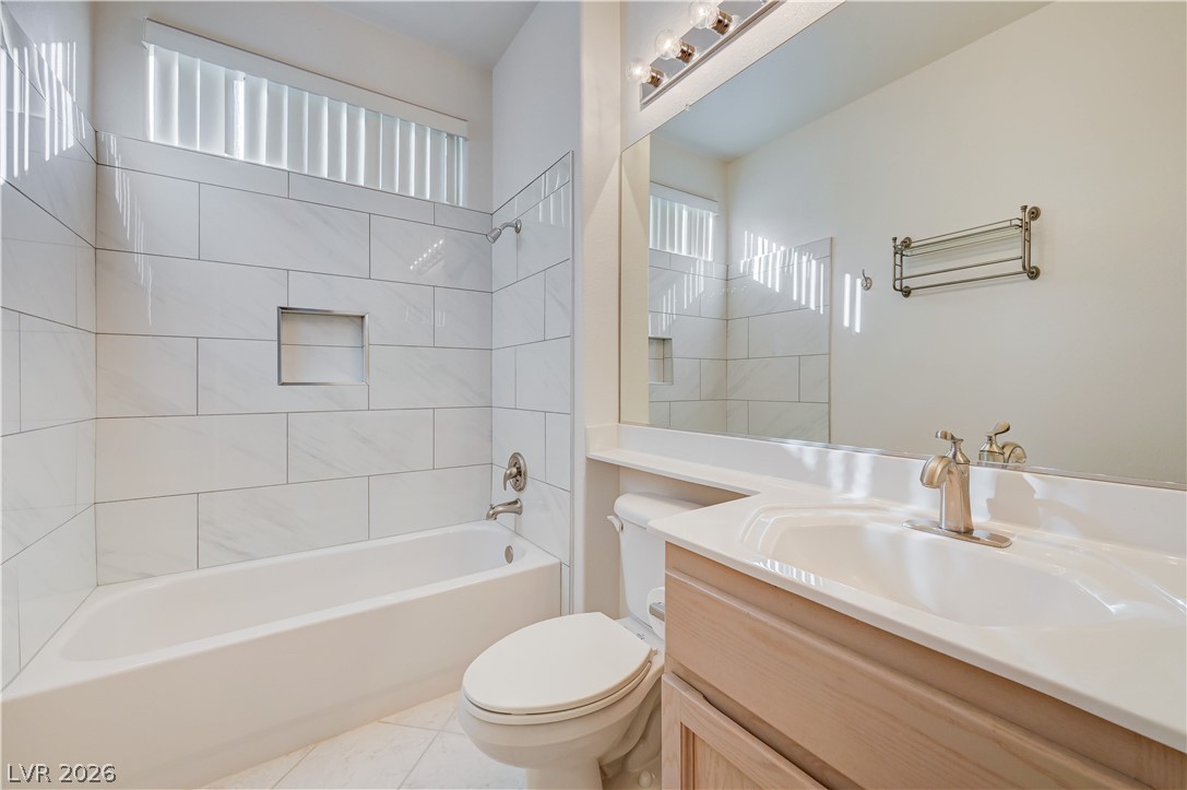 2613 Langford Avenue Property Photo 32