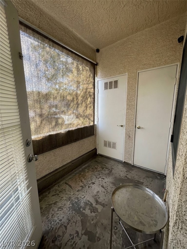 3400 Cabana Drive 1114 Property Photo 6