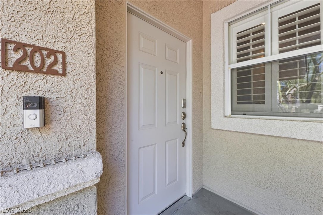 1008 Domnus Lane 202 Property Photo 3